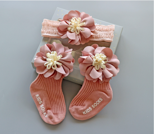 3PCS Baby Crown Lace Tutu Flower Socks Princess Party Newborn Toddler Ankle Socks Hair Headband Gift Set in Box(A)