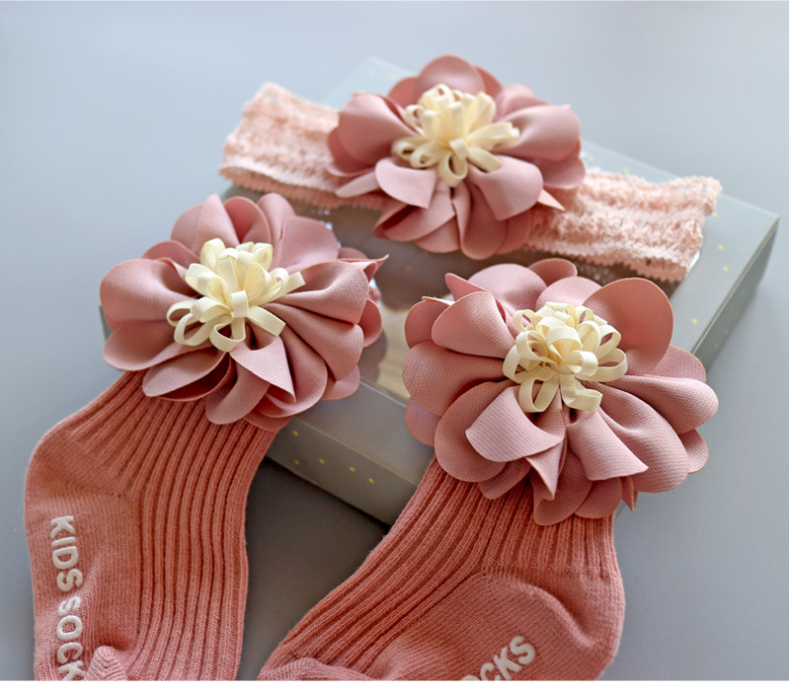 3PCS Baby Crown Lace Tutu Flower Socks Princess Party Newborn Toddler Ankle Socks Hair Headband Gift Set in Box(A)