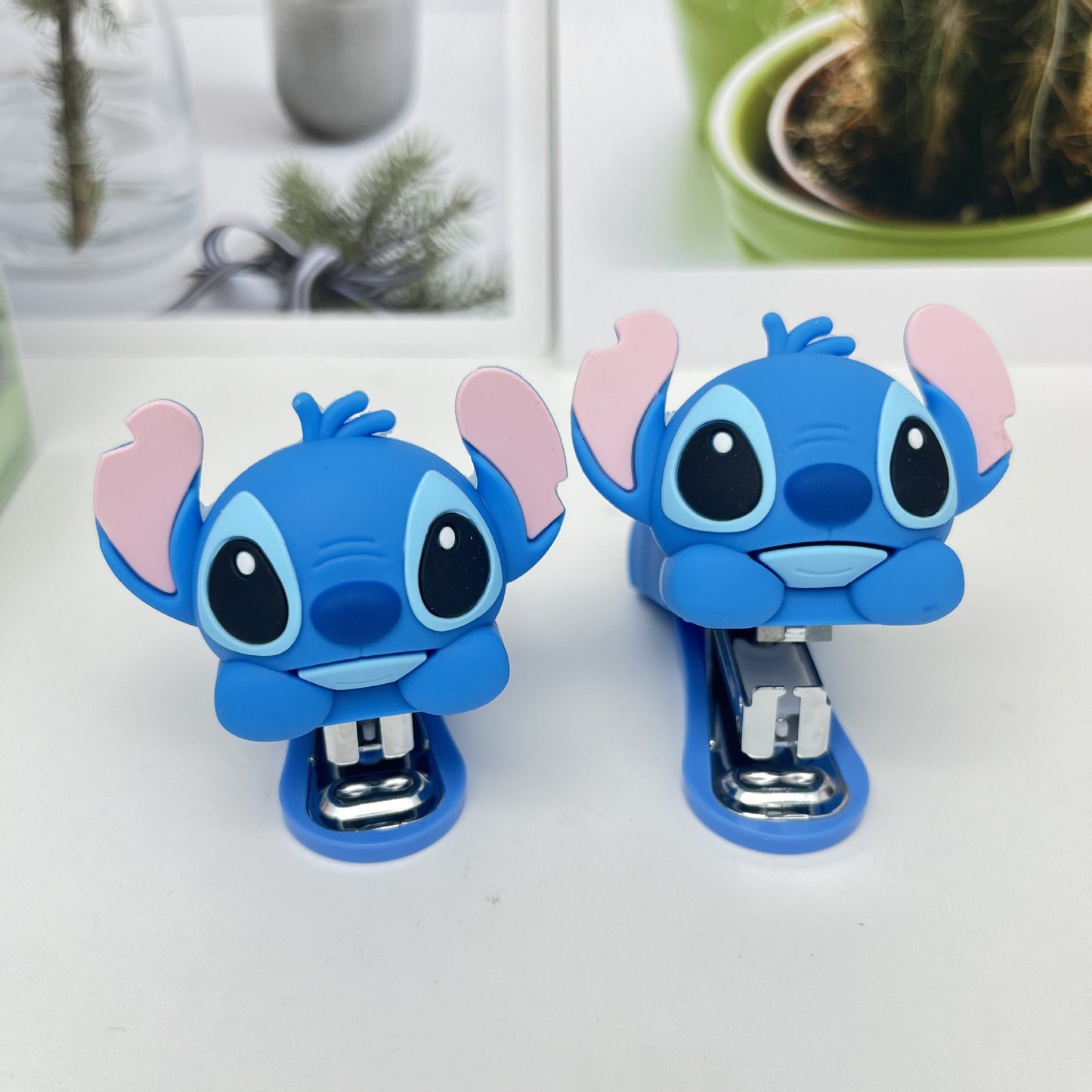 Mini Effortless Kitty Princess Desktop Staplers with 1000 Standard No.10 staples set Cute Stapler Gift for Student and Office School stationary Use