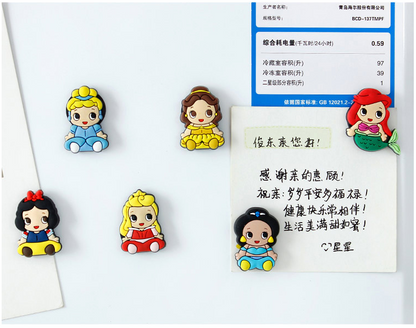 6PCS Toy Princes FRIDGE MAGNET Kids Memo Party Bag Fillers Board 3D Action Figures Gift Refrigerator sticker (Princess)