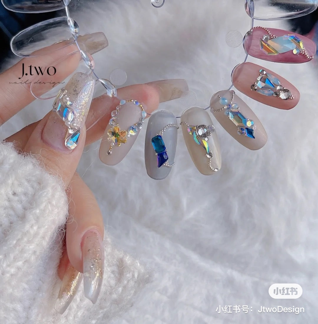 1440 Pieces Flat Back Gems Round Crystal Rhinestones SS16 4.0mm Diamante Rhinestones Crafts Nail Face Art Clothes Shoes Bags DIY