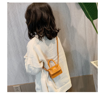 Shoulder Bag Girls Kids Children Handbags Portable Mini Coin Purse Messenger Crossbody Bag PU Mini Flip Bag Makeup Accessories Bags Gift Travel Holiday little small 9 * 4 * 13
