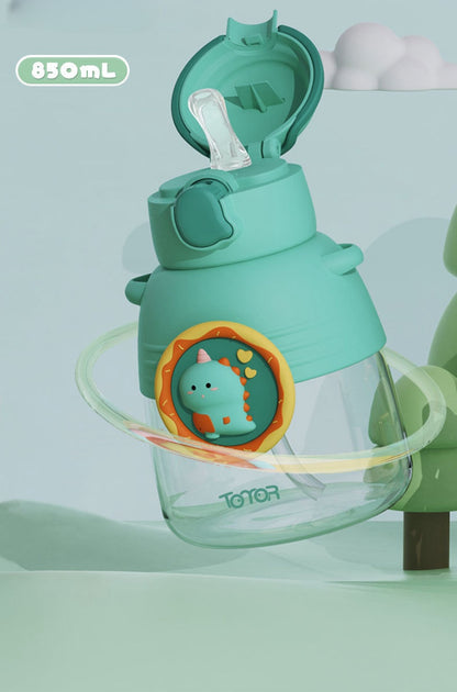 Buzz Frozen Spiderman Water Bottle Reusable Kids 700ml PP with Two Lids Leak Proof with straw Lid BPA Free Drinking bottle(Buzz)