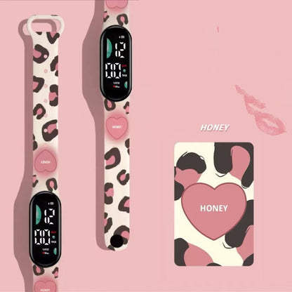 Kids Watch, Digital LED Watch for Boys Girls Kids Sport Watch, Soft Silicon Wristwatch Kids Digital Watch