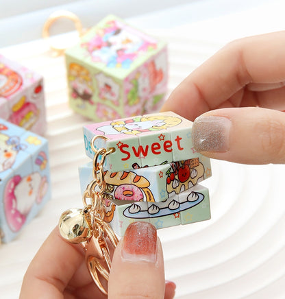 Mini cube Demon Keychain, Cartoon Hunters Figure Key Pendants Silicone for Bag backpack Keyring Decoration Pendants Adults Party Favors Birthday Party Supplies (Hamster)