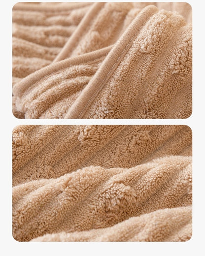 Cute Capybara Cat Bath Towels Set, Soft Super Absorbent Coral Fleece Bath Towel and Face Towel for Bathroom Hotel Gym Spa Beach (Cat)