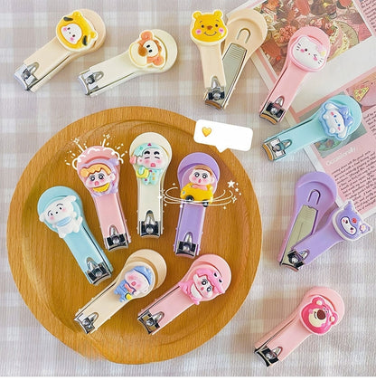 4PCS Kids Nail Clipper Manicure Sets Stainless Steel Cartoon Kitty Childrens Nail Clippers Kids Fortable Light Pedicure Kit Grooming Tools Baby Nail Clipper Set