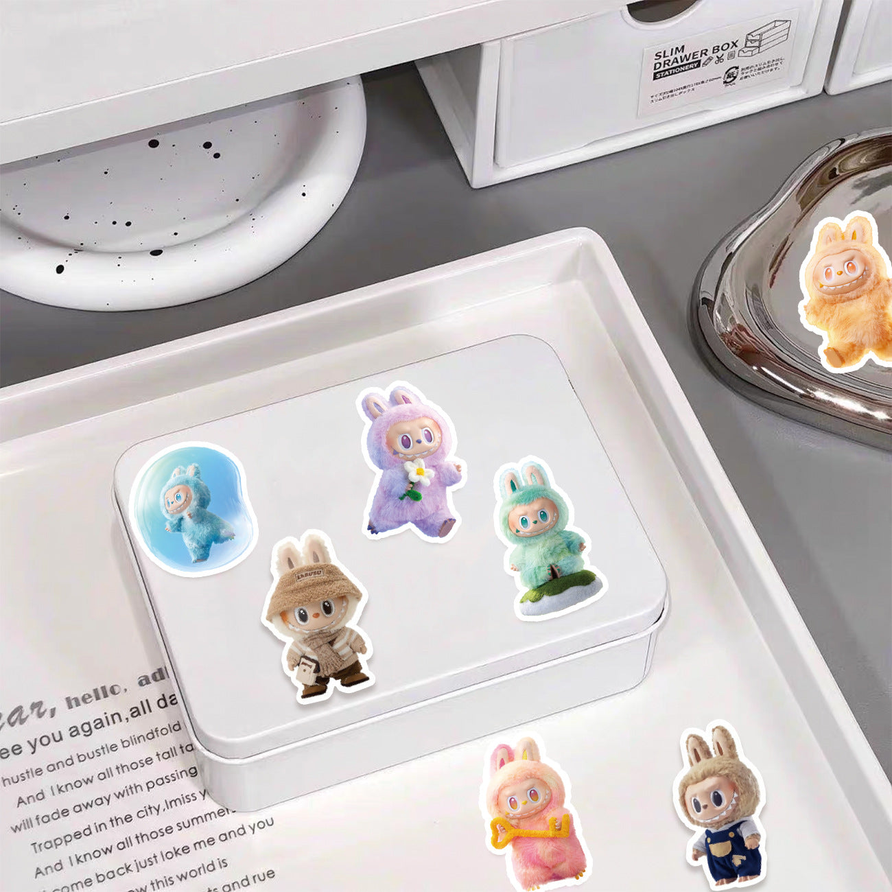 50pcs Princess Aven Superheros Toy Kids Stickers Luggage Laptop Skateboard Waterproof Party Bag Fillers Waterbottle Decal Graffiti Patches (Labubu)