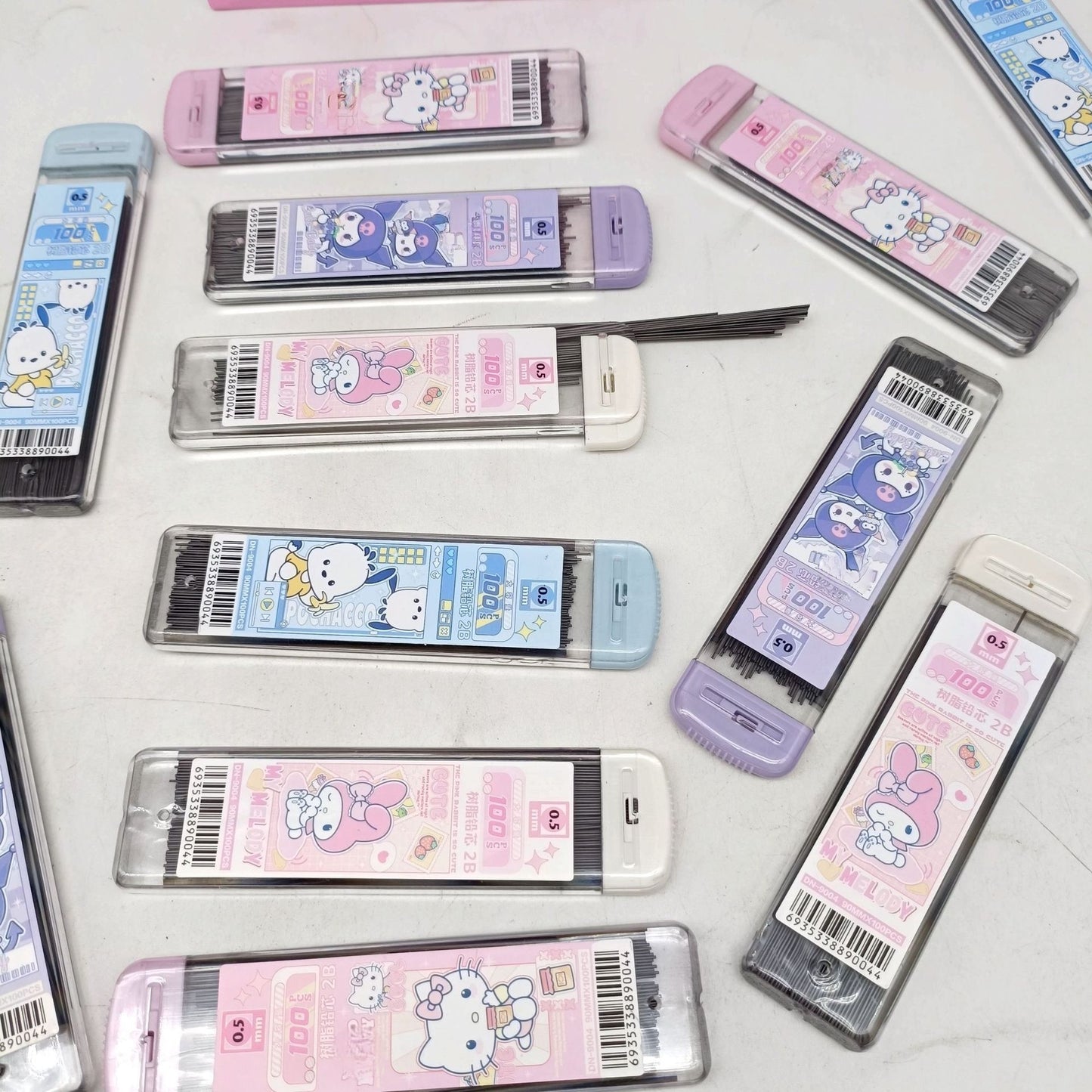 Automatic Pencil Refills (200 Pcs), 0.5mm Lead cute Kitty Mechanical Pencils, Mechanical for Sketching, Woodworking, Crafts, Art (Automatic Pencil Refills （Random color）)